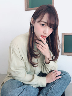 顔周りレイヤーカット